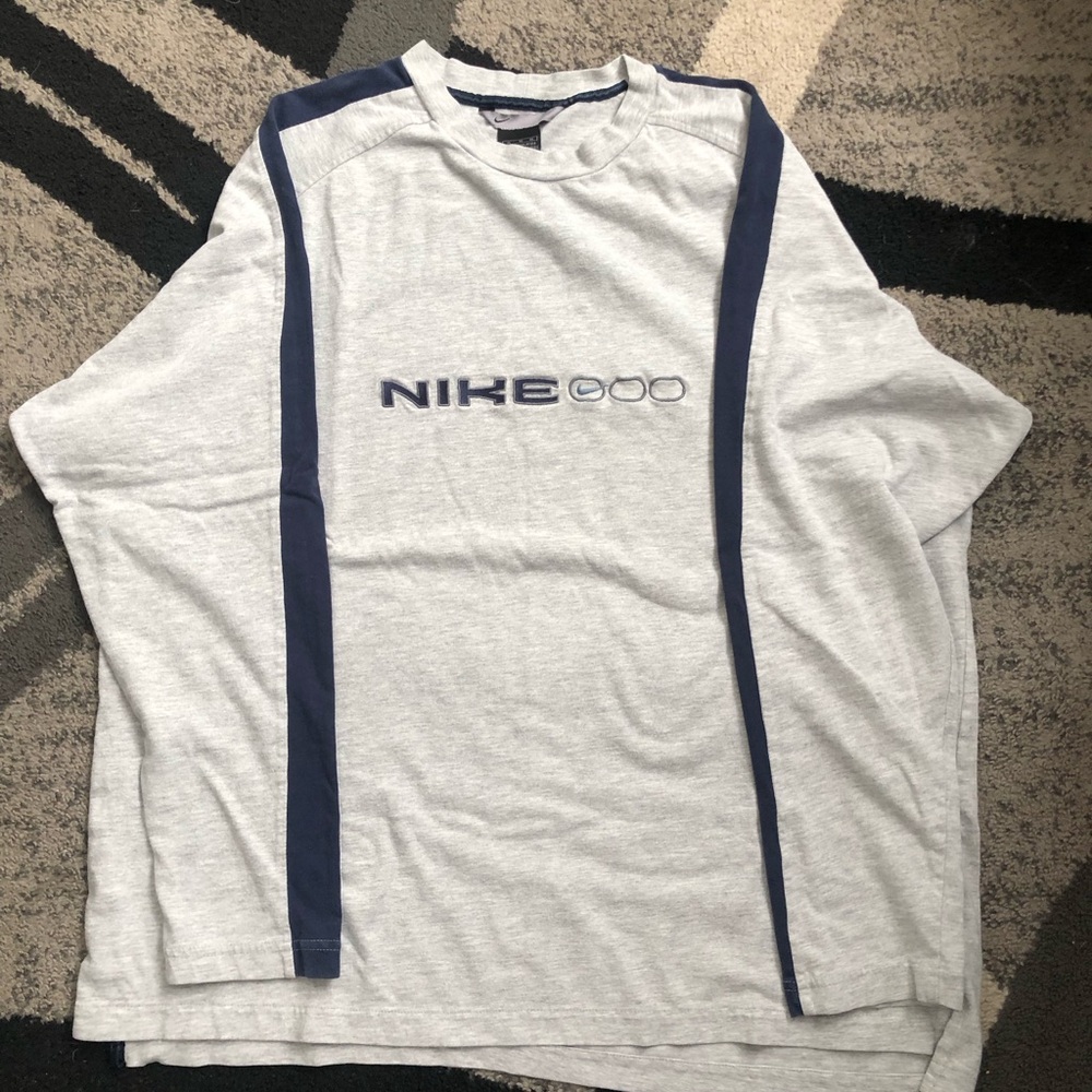 Vintage Nike Long Sleeve Tee - Light Gray with Navy Accents